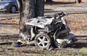 Multi-vehicle accident, Mineola, TX Kills Two